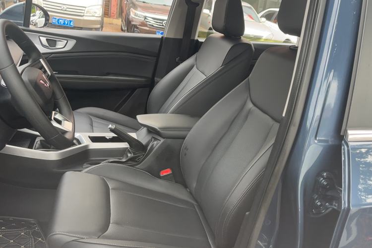 Used Wuling Jiachen 2022 1.5T Manual Light Enjoyment Dynamic Version Left Front Seat