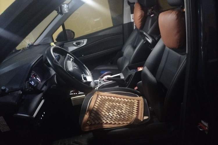 Used Wuling Jiachen 2022 1.5L Manual Comfort Edition Left Front Seat