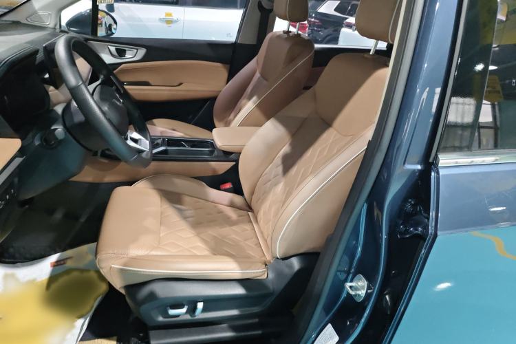 Used Wuling Jiachen 2022 1.5T CVT Deluxe Flagship Edition Left Front Seat