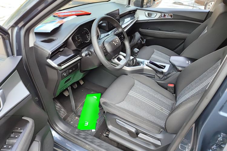 Used Wuling Jiachen 2022 1.5L Manual Enjoyment Elite Model Left Front Seat
