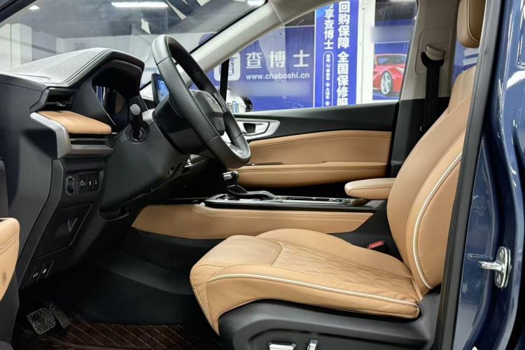 Used Wuling Jiachen 2022 1.5T CVT Deluxe Flagship Edition Left Front Seat