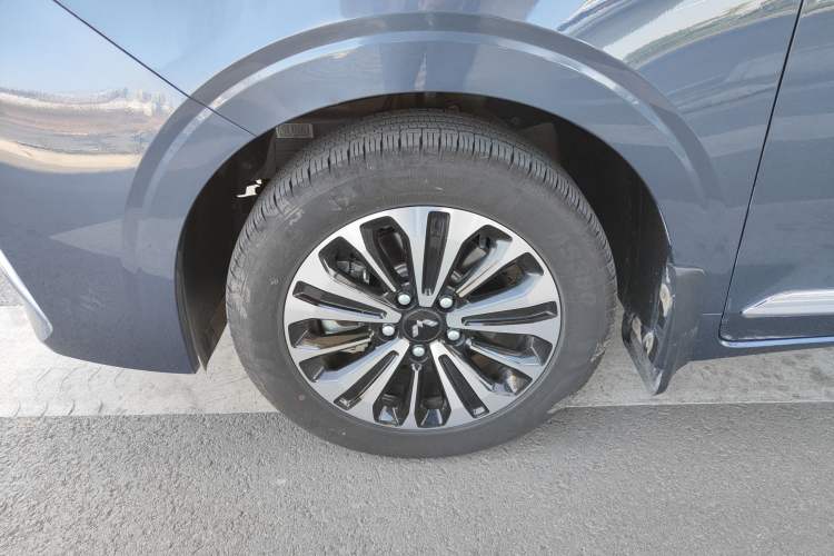 Used Wuling Jiachen 2022 1.5T CVT Deluxe Flagship Edition Left Front Wheel Hub