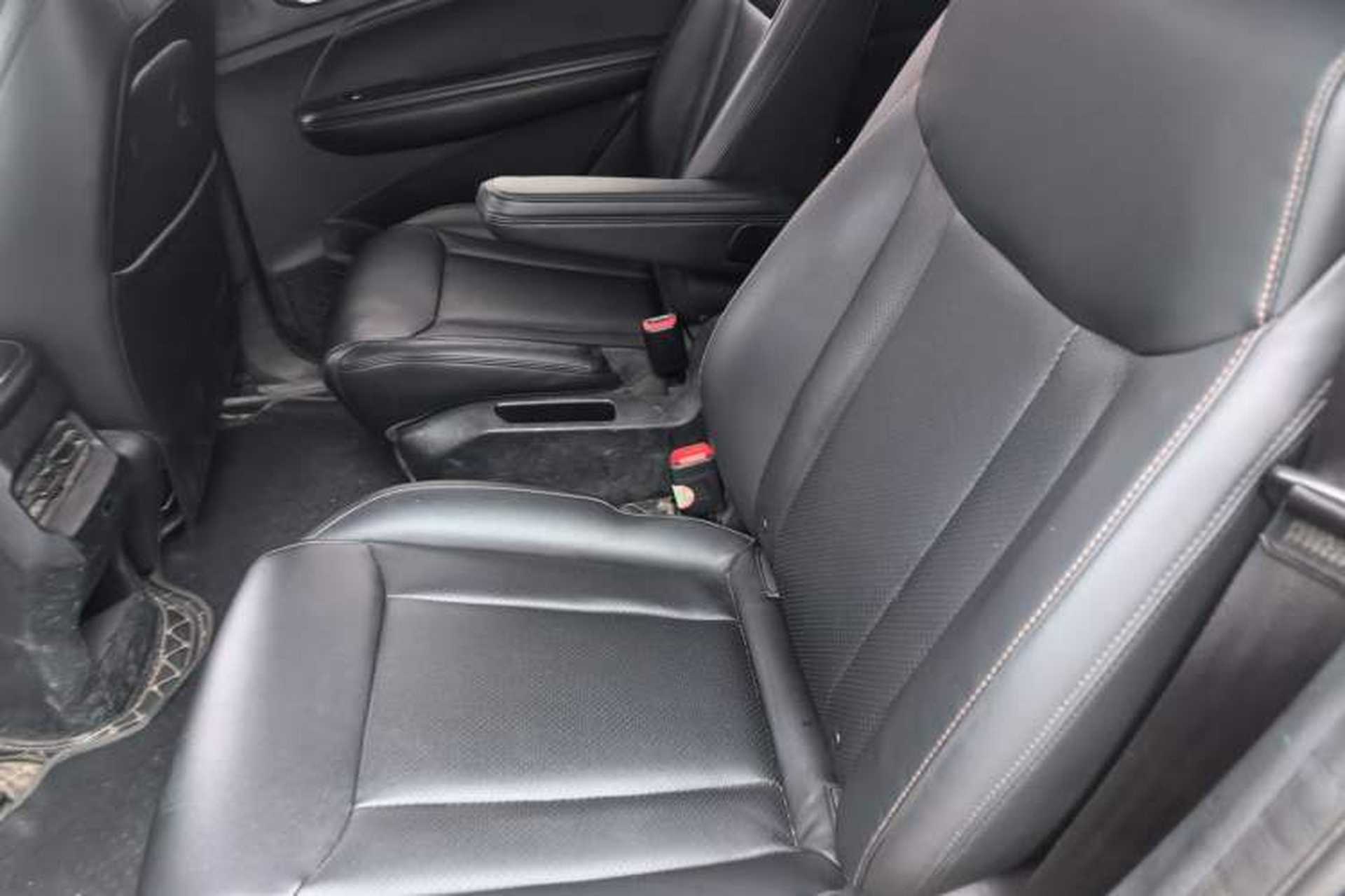 Used Wuling Jiachen 2022 1.5T Manual Light Enjoyment Dynamic Version Left Rear Seat