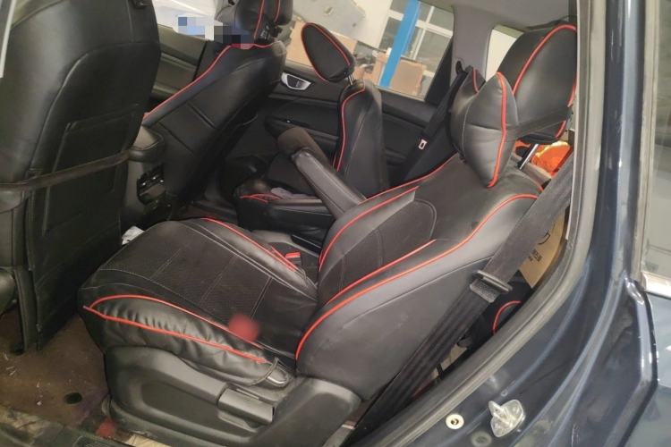 Used Wuling Jiachen 2022 1.5T CVT Deluxe Flagship Edition Left Rear Seat