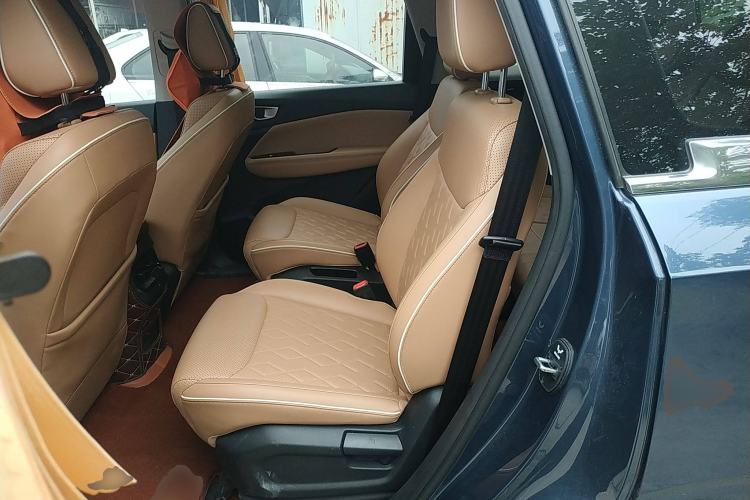 Used Wuling Jiachen 2022 1.5T CVT Deluxe Flagship Edition Left Rear Seat
