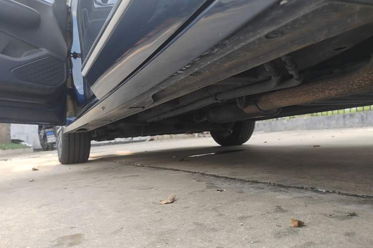 Used Wuling Jiachen 2022 1.5T CVT Deluxe Flagship Edition Left Side Sill