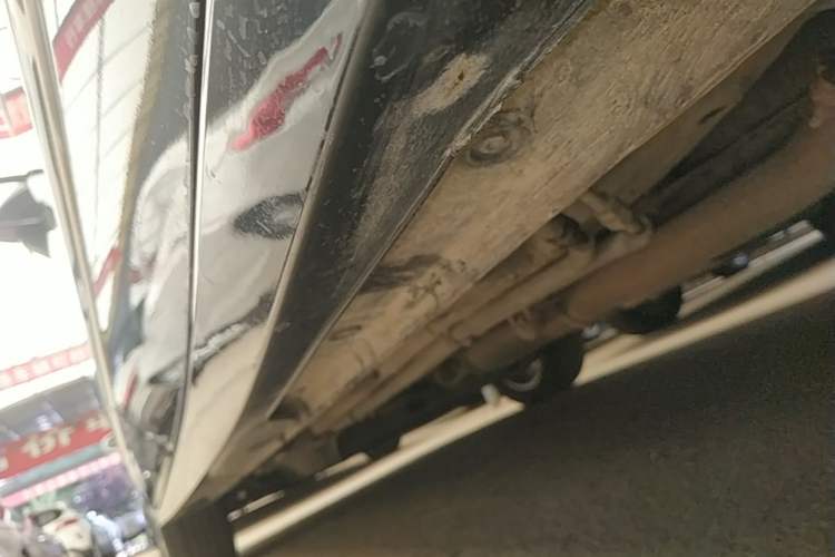 Used Wuling Jiachen 2022 1.5T CVT Smart Luxury Version Left Side Sill