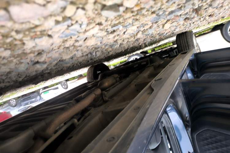 Used Wuling Jiachen 2022 1.5L Manual Enjoyment Elite Model Left Side Sill