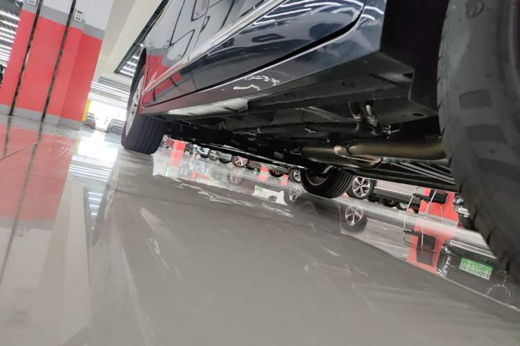 Used Wuling Jiachen 2022 1.5T CVT Smart Luxury Version Left Side Sill