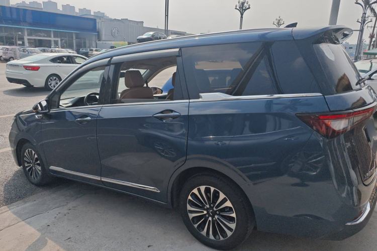 Used Wuling Jiachen 2022 1.5T CVT Deluxe Flagship Edition Left Side