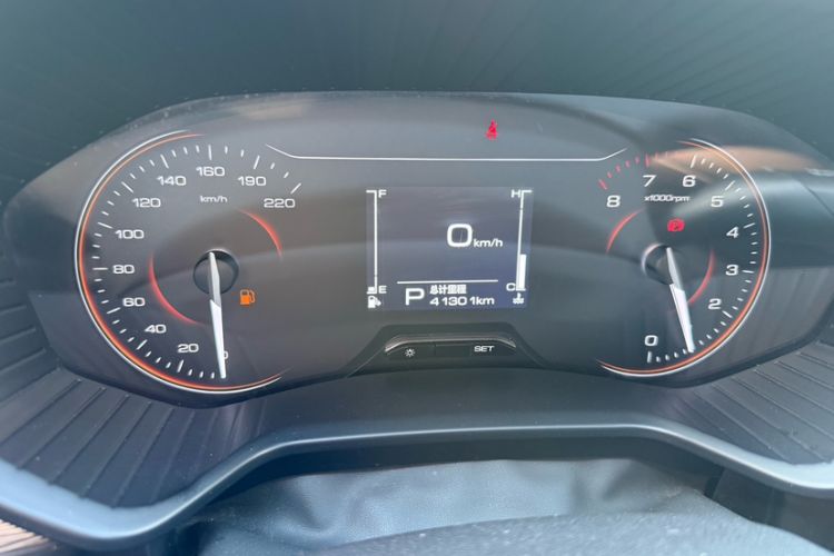 Used Wuling Jiachen 2022 1.5T CVT Smart Luxury Version Odometer Close Up