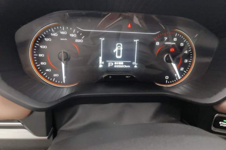 Used Wuling Jiachen 2022 1.5T CVT Smart Luxury Version Odometer Close Up