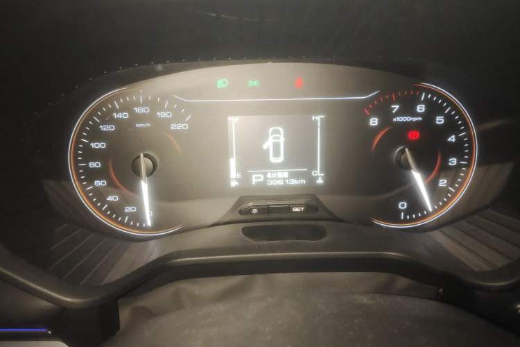 Used Wuling Jiachen 2022 1.5T CVT Deluxe Flagship Edition Odometer Close Up