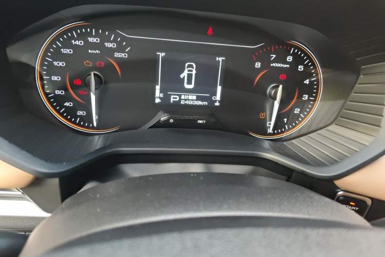 Used Wuling Jiachen 2022 1.5T CVT Deluxe Flagship Edition Odometer Close Up