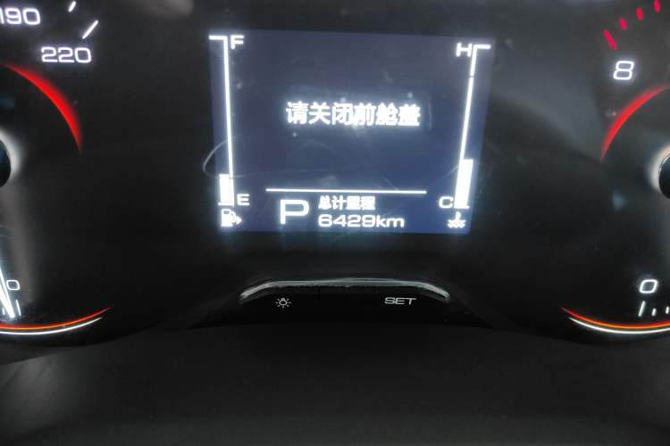 Used Wuling Jiachen 2022 1.5T CVT Deluxe Flagship Edition Odometer Close Up