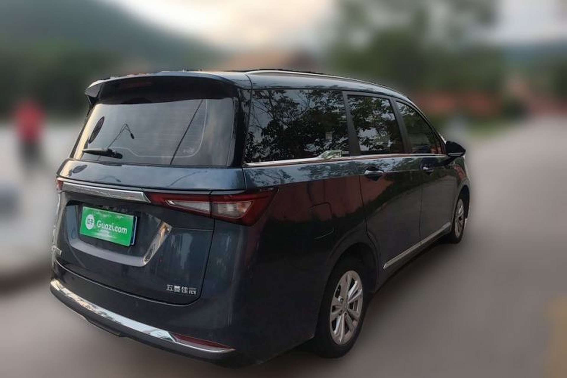 Used Wuling Jiachen 2022 1.5T CVT Smart Luxury Version Rear Right 45 Deg