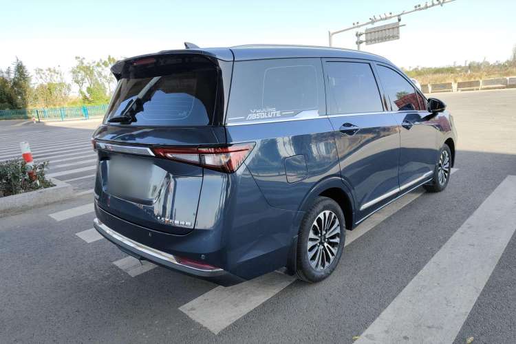 Used Wuling Jiachen 2022 1.5T CVT Deluxe Flagship Edition Rear Right 45 Deg