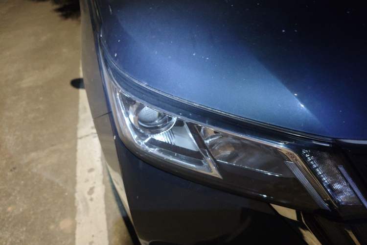 Used Wuling Jiachen 2022 1.5T CVT Smart Luxury Version Right Front Headlight