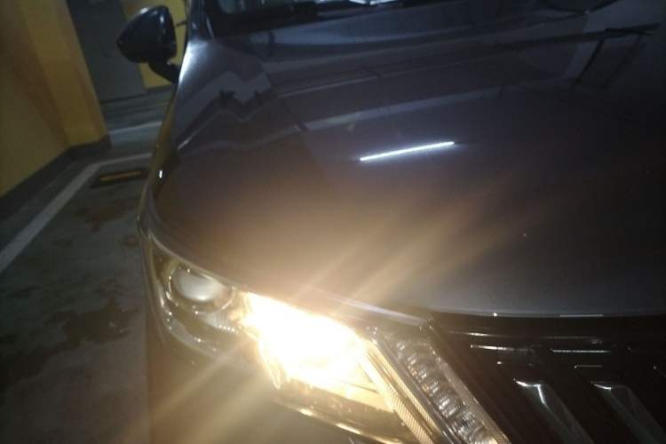 Used Wuling Jiachen 2022 1.5L Manual Comfort Edition Right Front Headlight