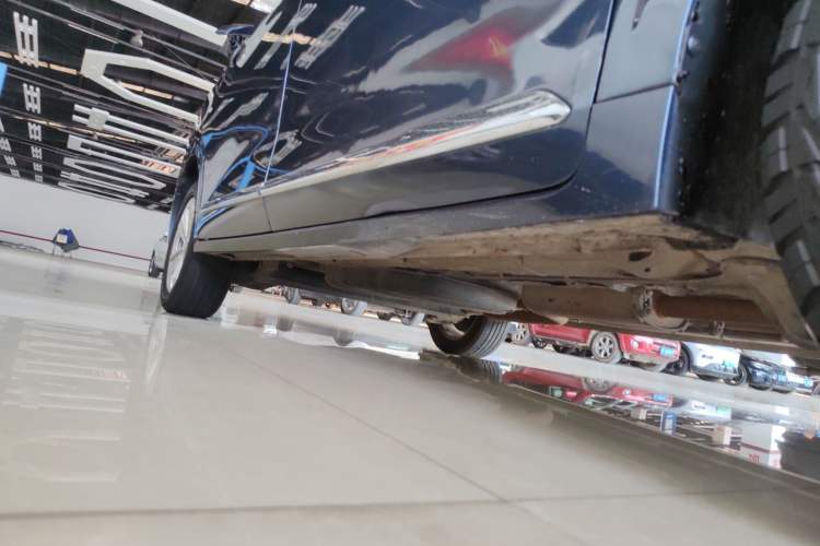Used Wuling Jiachen 2022 1.5T CVT Smart Luxury Version Right Side Sill