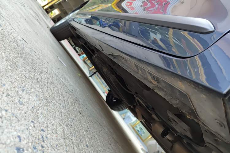 Used Wuling Jiachen 2022 1.5L Manual Enjoyment Elite Model Right Side Sill