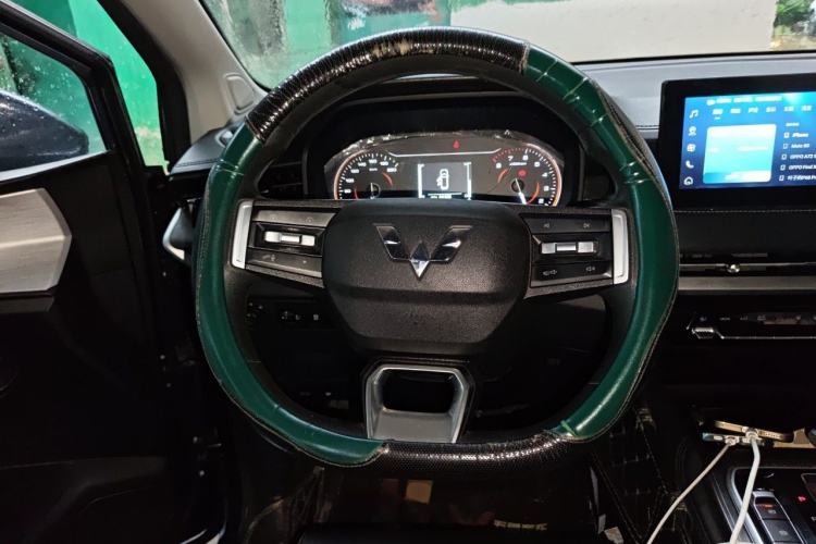 Used Wuling Jiachen 2022 1.5T CVT Smart Luxury Version Steering Wheel