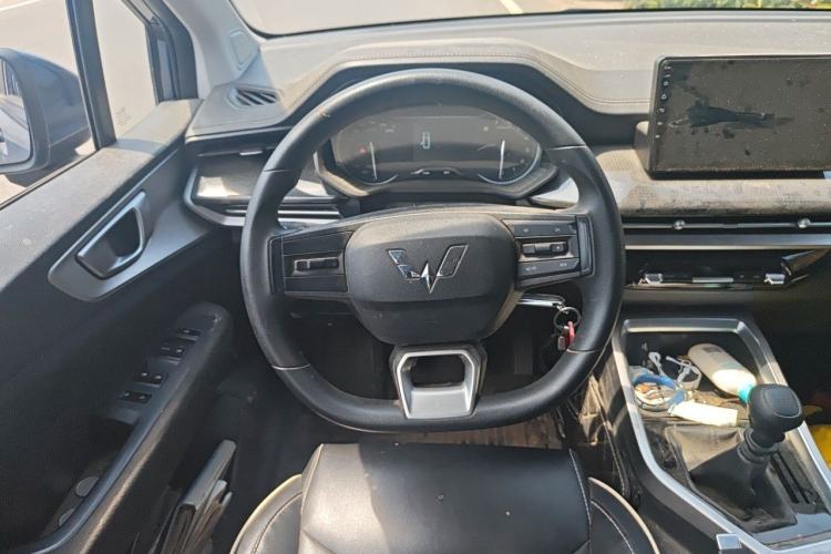 Used Wuling Jiachen 2022 1.5L Manual Enjoyment Elite Model Steering Wheel