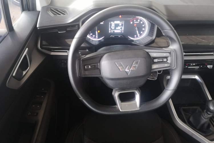 Used Wuling Jiachen 2022 1.5L Manual Enjoyment Elite Model Steering Wheel