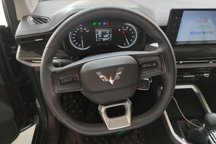Used Wuling Jiachen 2022 1.5L Manual Enjoyment Elite Model Steering Wheel