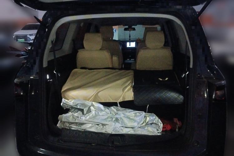 Used Wuling Jiachen 2022 1.5T Manual Comfort & Dynamic Version Trunk