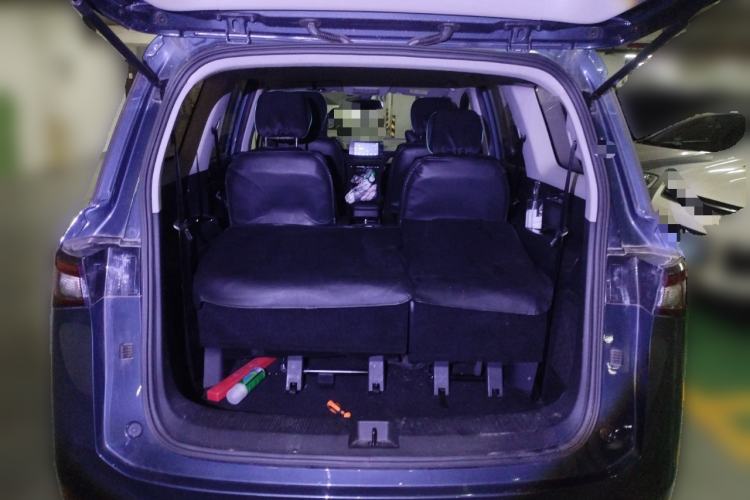 Used Wuling Jiachen 2022 1.5T Manual Light Enjoyment Dynamic Version Trunk