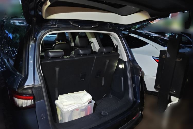 Used Wuling Jiachen 2022 1.5T CVT Smart Luxury Version Trunk