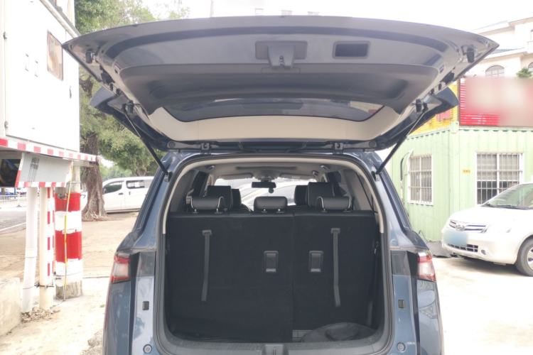 Used Wuling Jiachen 2022 1.5T CVT Deluxe Flagship Edition Trunk