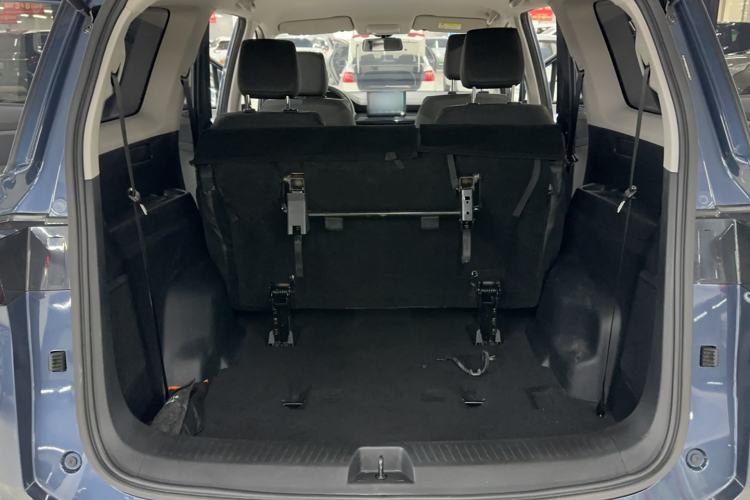 Used Wuling Jiachen 2022 1.5L Manual Enjoyment Elite Model Trunk