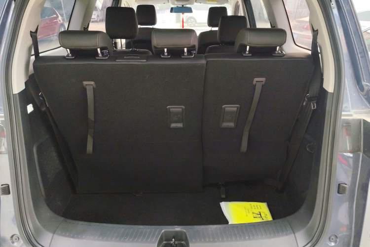 Used Wuling Jiachen 2022 1.5L Manual Enjoyment Elite Model Trunk