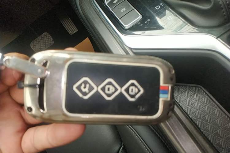 Used Wuling Jiachen 2022 1.5T CVT Smart Luxury Version Vehicle Key