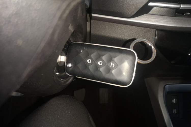Used Wuling Jiachen 2022 1.5L Manual Enjoyment Elite Model Vehicle Key