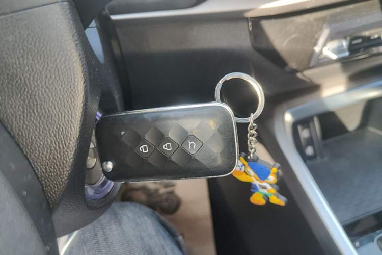 Used Wuling Jiachen 2022 1.5L Manual Enjoyment Elite Model Vehicle Key