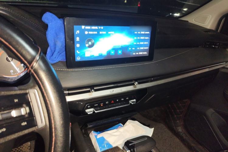 Used Wuling Jiachen 2022 1.5T CVT Smart Luxury Version Audio And AC Panel