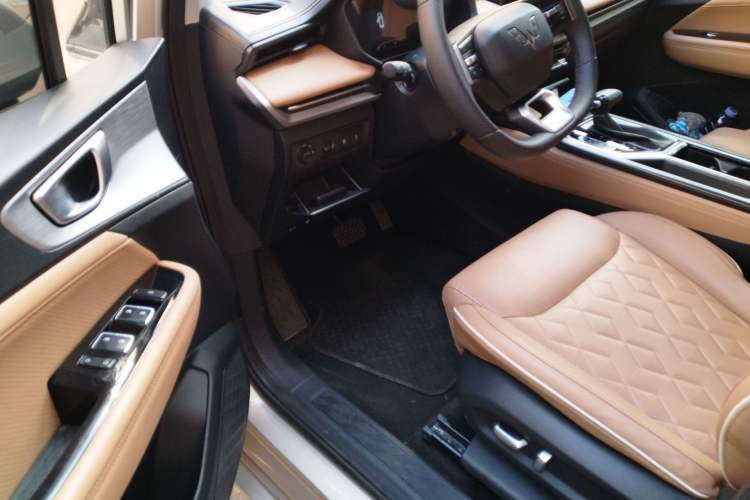 Used Wuling Jiachen 2022 1.5T CVT Deluxe Flagship Edition Driver Seat