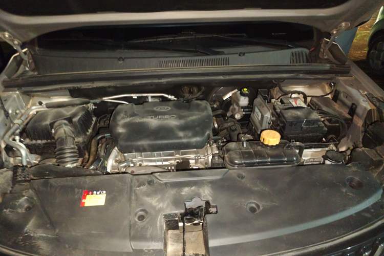 Used Wuling Jiachen 2022 1.5T CVT Smart Luxury Version Engine Bay
