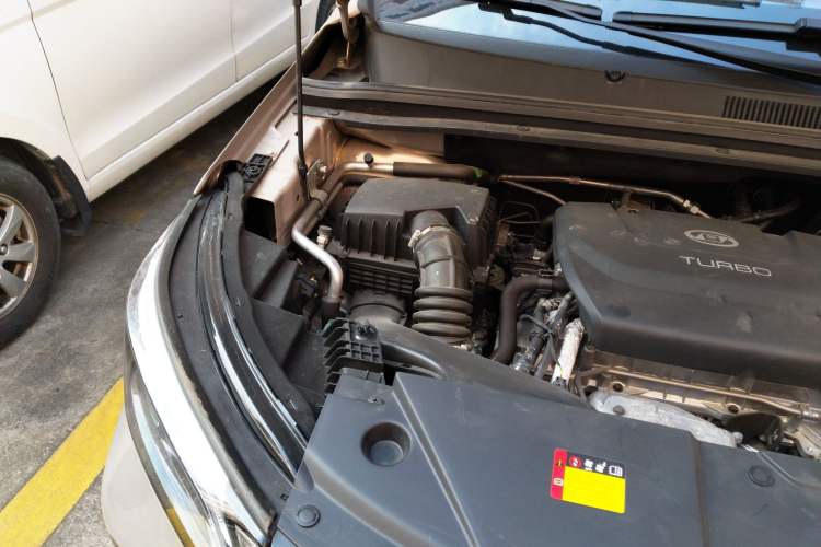 Used Wuling Jiachen 2022 1.5T CVT Deluxe Flagship Edition Engine Bay Right