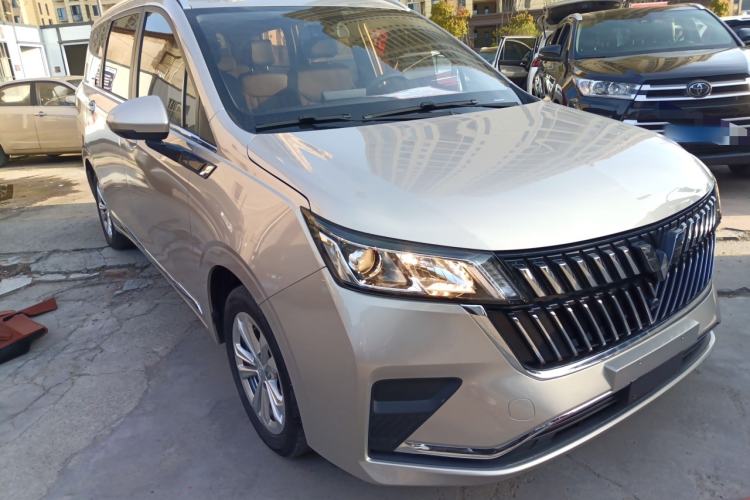 Used Wuling Jiachen 2022 1.5L Manual Comfort Edition Exterior 1
