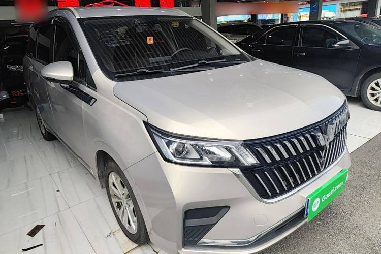 Used Wuling Jiachen 2022 1.5L Manual Comfort Edition Front Right 45 Deg