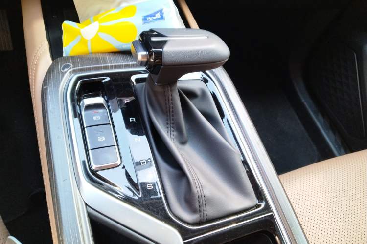 Used Wuling Jiachen 2022 1.5T CVT Deluxe Flagship Edition Gear Lever