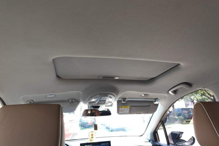Used Wuling Jiachen 2022 1.5T CVT Deluxe Flagship Edition Headliner