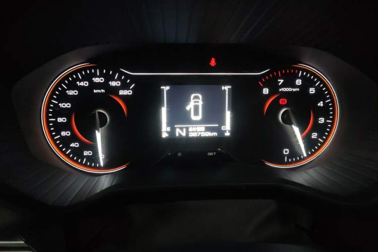 Used Wuling Jiachen 2022 1.5T Manual Comfort & Dynamic Version Instrument Cluster