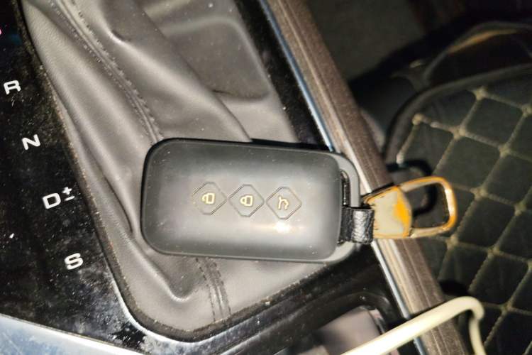 Used Wuling Jiachen 2022 1.5T CVT Smart Luxury Version Interior 1