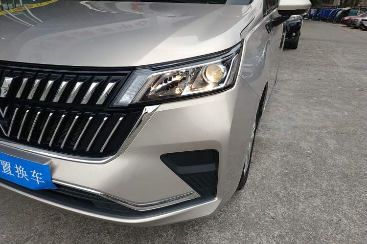 Used Wuling Jiachen 2022 1.5L Manual Light Comfort Edition Left Front Headlight