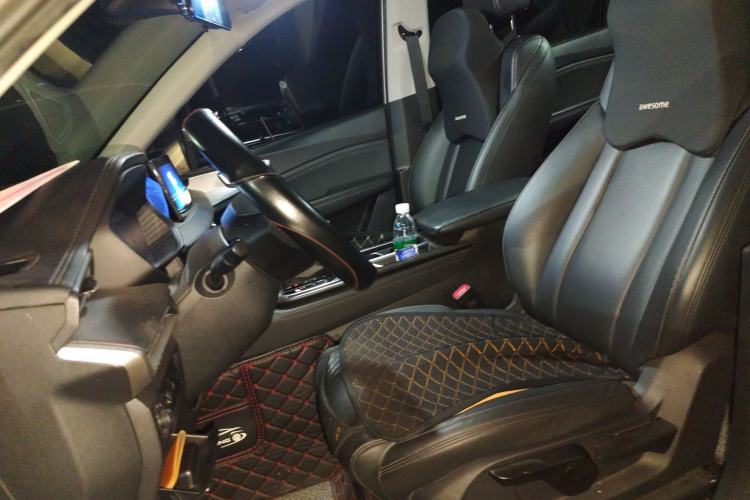 Used Wuling Jiachen 2022 1.5T CVT Smart Luxury Version Left Front Seat
